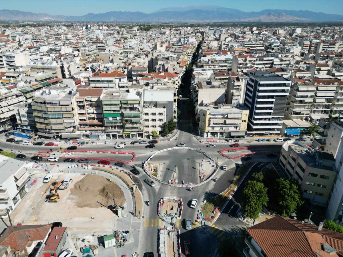 ΛΑΡΙΣΑ - Ο κόμβος της Ηρώων Πολυτεχνείου από ψηλά (ΦΩΤΟ) ΛΑΡΙΣΑ - Ο κόμβος της Ηρώων Πολυτεχνείου από ψηλά (ΦΩΤΟ)