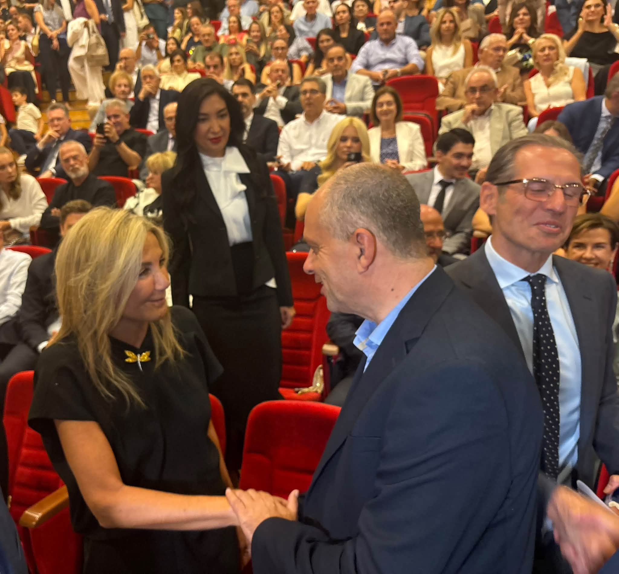 Στη Λάρισα στην αναγόρευση του Στέργιου Ζαχαρούλη σε διδάκτορα η Μαρέβα Στη Λάρισα στην αναγόρευση του Στέργιου Ζαχαρούλη σε διδάκτορα η Μαρέβα