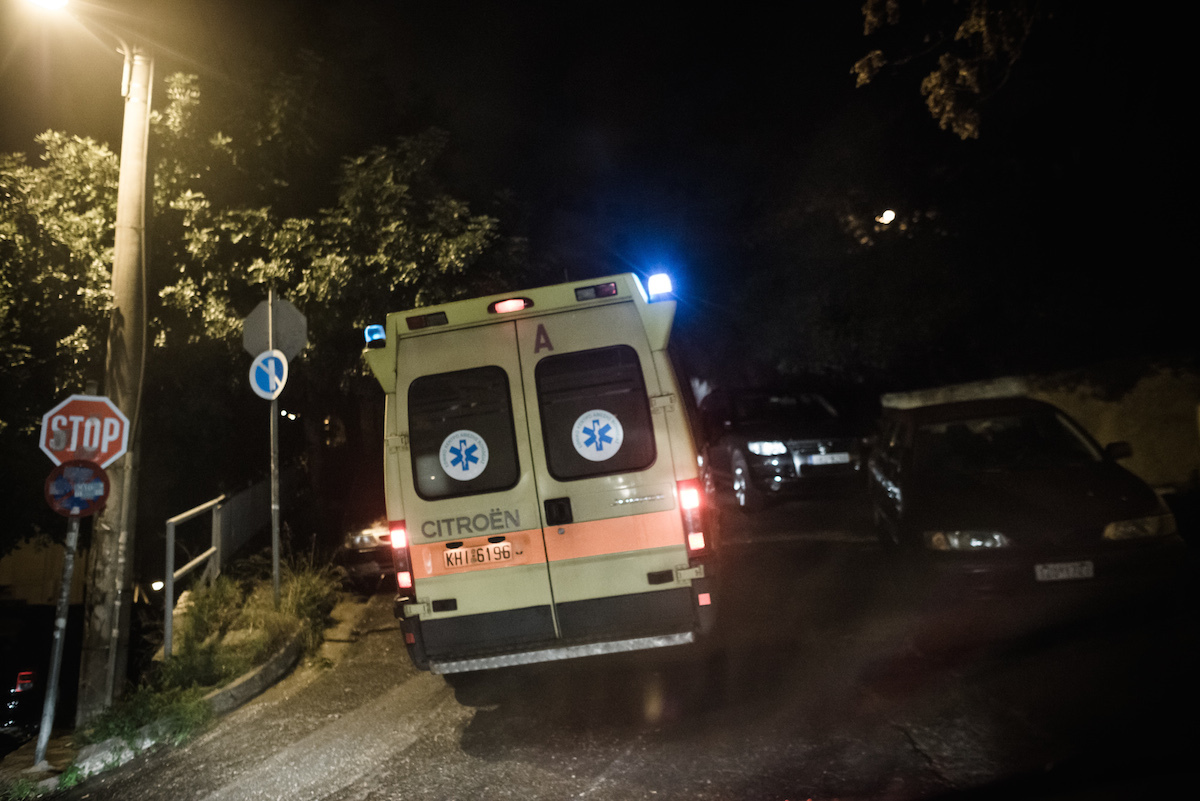 Λάρισα: Συγκλονίζει ο πατέρας του 15χρονου - «Δεν τον μετακίνησα και σήμερα τον έχω ντυμένο γαμπρό»