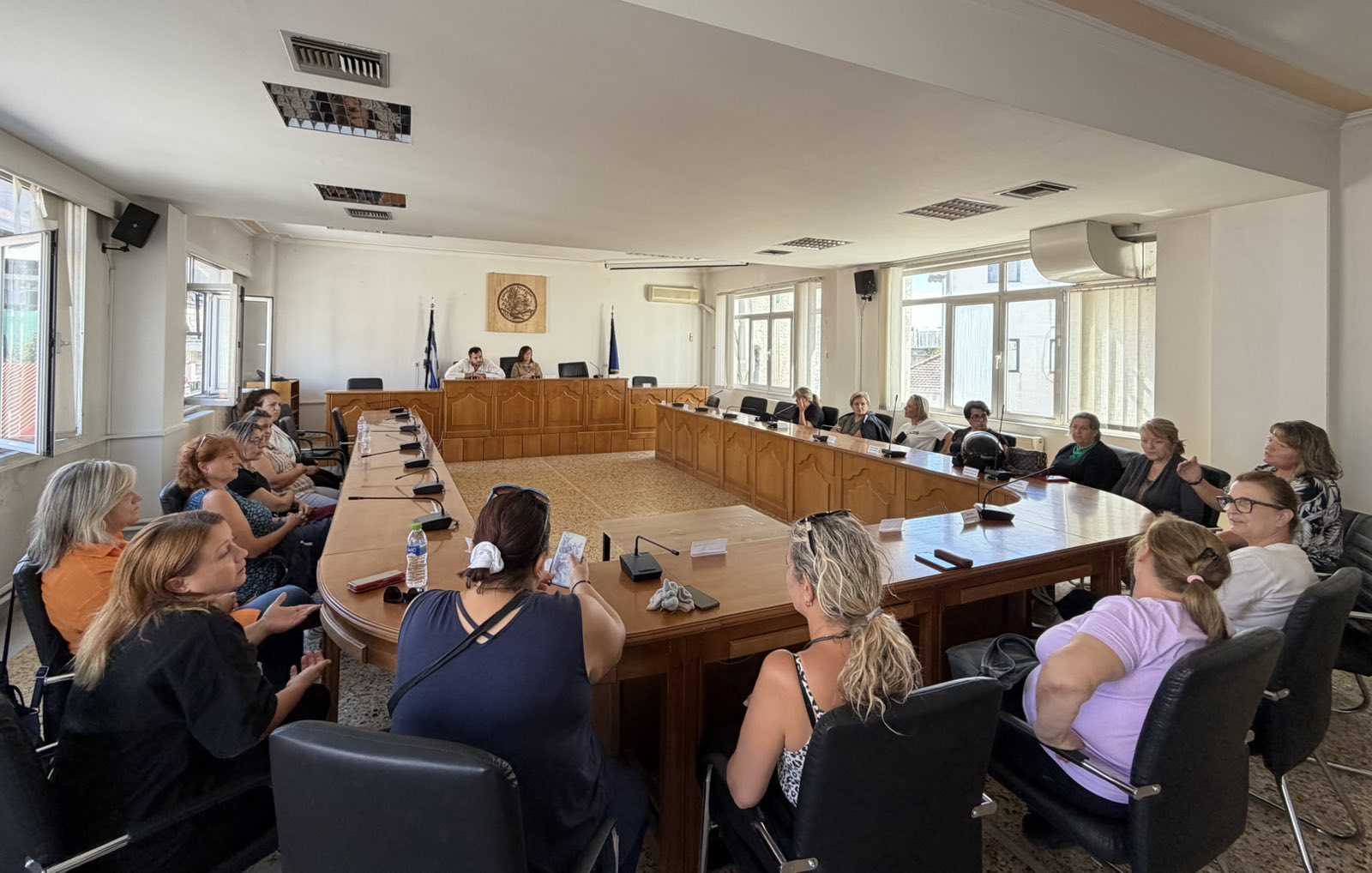 ΛΑΡΙΣΑ - Δεύτερη συνεχόμενη χρονιά όλες οι σχολικές καθαρίστριες του Δήμου Τυρνάβου με πλήρη απασχόληση ΛΑΡΙΣΑ - Δεύτερη συνεχόμενη χρονιά όλες οι σχολικές καθαρίστριες του Δήμου Τυρνάβου με πλήρη απασχόληση