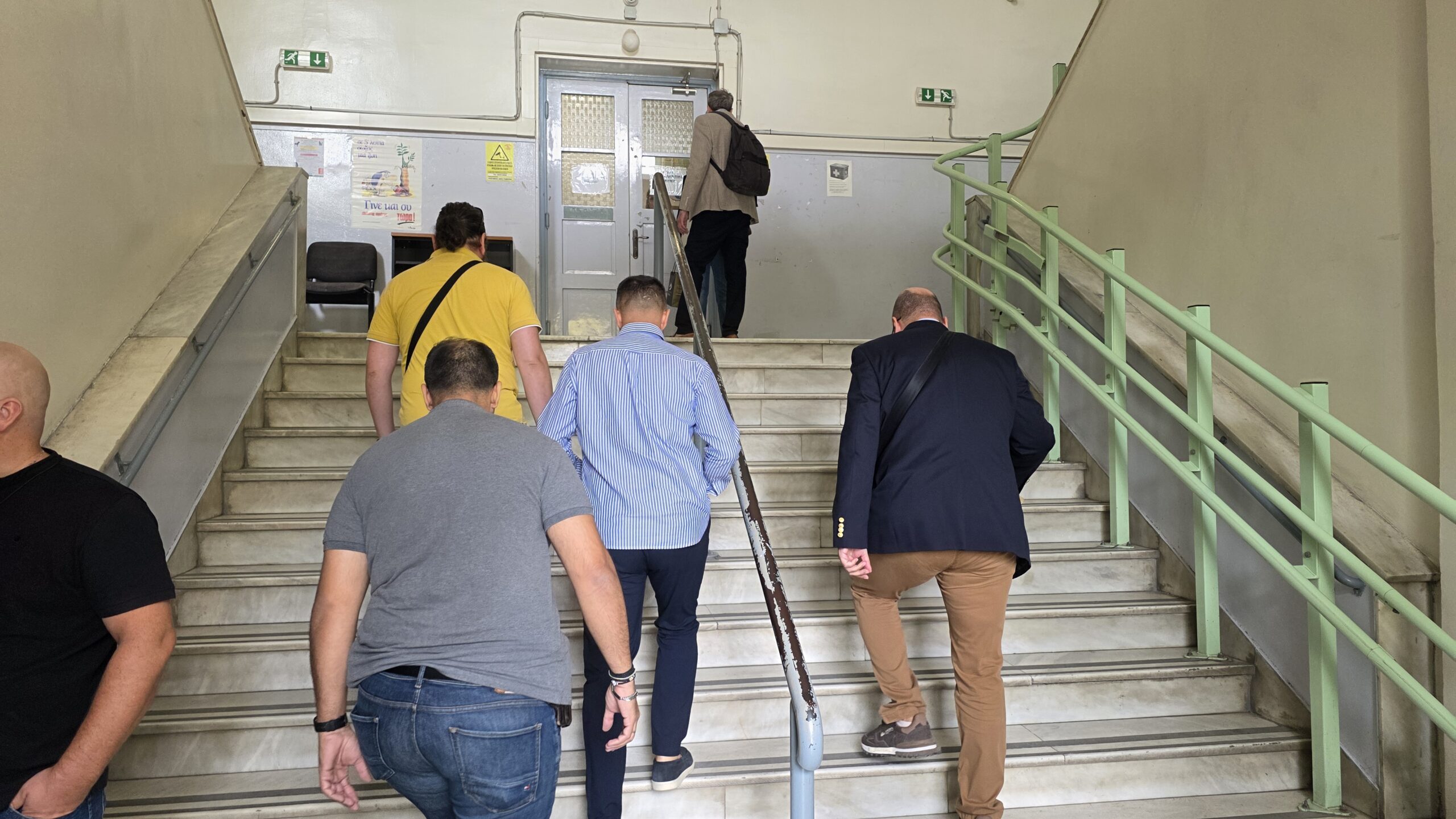 Βόλος: Ελεύθερος με περιοριστικούς όρους ο αστυνομικός που κατηγορείται για χρηματισμό (video)