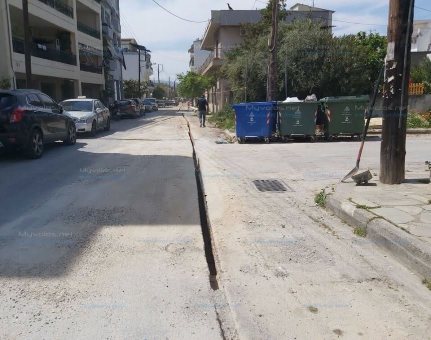ΒΟΛΟΣ - Καμπάνες σε υπεργολάβους συνεργείων οπτικών ινών για ατύχημα ποδηλάτη στον Βόλο ΒΟΛΟΣ - Καμπάνες σε υπεργολάβους συνεργείων οπτικών ινών για ατύχημα ποδηλάτη στον Βόλο