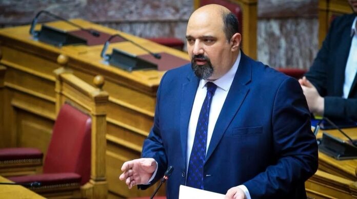 ΒΟΛΟΣ - Τριαντόπουλος κατά Καρυστιανού: «Χυδαία ψεύδη τα όσα είπε για “κρέατα προς μεταφορά”» ΒΟΛΟΣ - Τριαντόπουλος κατά Καρυστιανού: «Χυδαία ψεύδη τα όσα είπε για “κρέατα προς μεταφορά”»