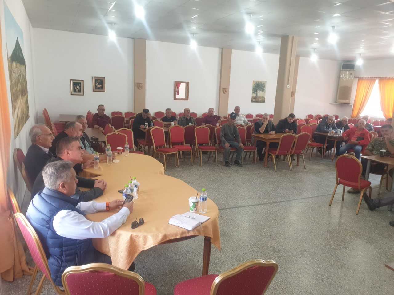 ΛΑΡΙΣΑ - Στο Δομένικο Ελασσόνας η Αντιπεριφέρεια Πρωτογενούς Τομέα για τις ζημιές στα αμύγδαλα από το χαλάζι του Ιουλίου ΛΑΡΙΣΑ - Στο Δομένικο Ελασσόνας η Αντιπεριφέρεια Πρωτογενούς Τομέα για τις ζημιές στα αμύγδαλα από το χαλάζι του Ιουλίου