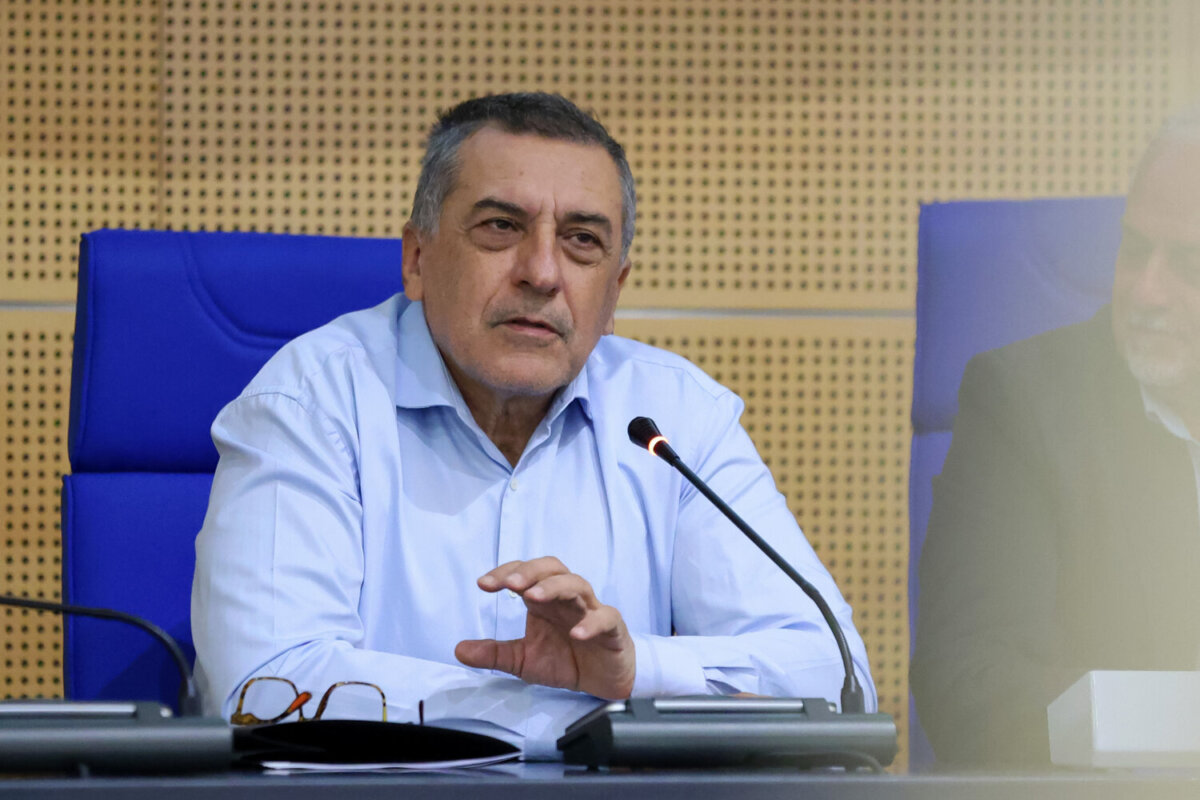 ΘΕΣΣΑΛΙΑ - Άμεση νομοθετική ρύθμιση για την αποκατάσταση 57 εργαζομένων στην καθαριότητα των Π.Ε. Καρδίτσας και Τρικάλων ΘΕΣΣΑΛΙΑ - Άμεση νομοθετική ρύθμιση για την αποκατάσταση 57 εργαζομένων στην καθαριότητα των Π.Ε. Καρδίτσας και Τρικάλων