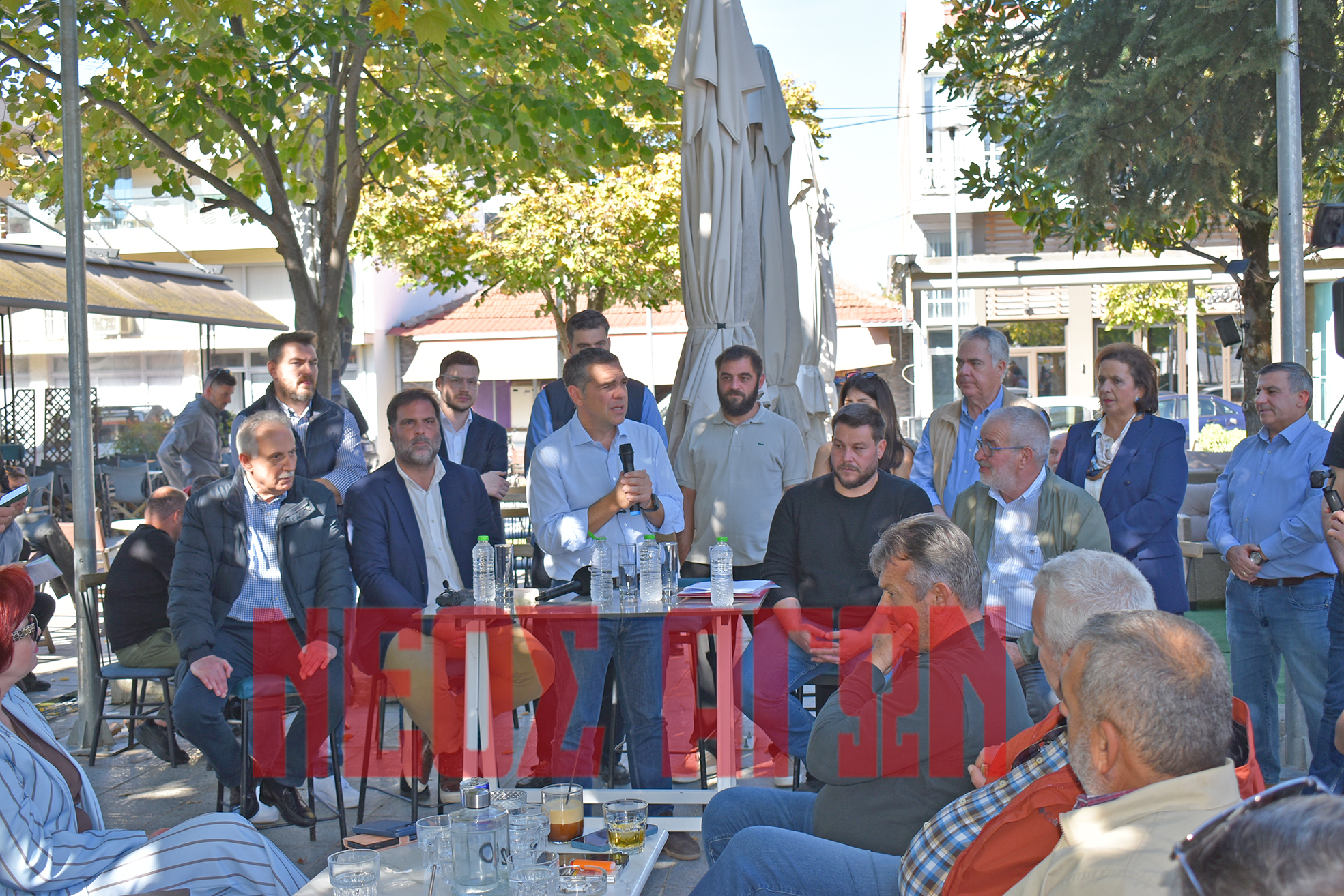 ΚΑΡΔΙΤΣΑ - Αλ . Τσίπρας από τον Παλαμά: «Η ΕΛΑΣ είναι εδώ για την Ελλάδα του μόχθου και της αξιοπρέπειας» (ΦΩΤΟ - VIDEO) ΚΑΡΔΙΤΣΑ - Αλ . Τσίπρας από τον Παλαμά: «Η ΕΛΑΣ είναι εδώ για την Ελλάδα του μόχθου και της αξιοπρέπειας» (ΦΩΤΟ - VIDEO)
