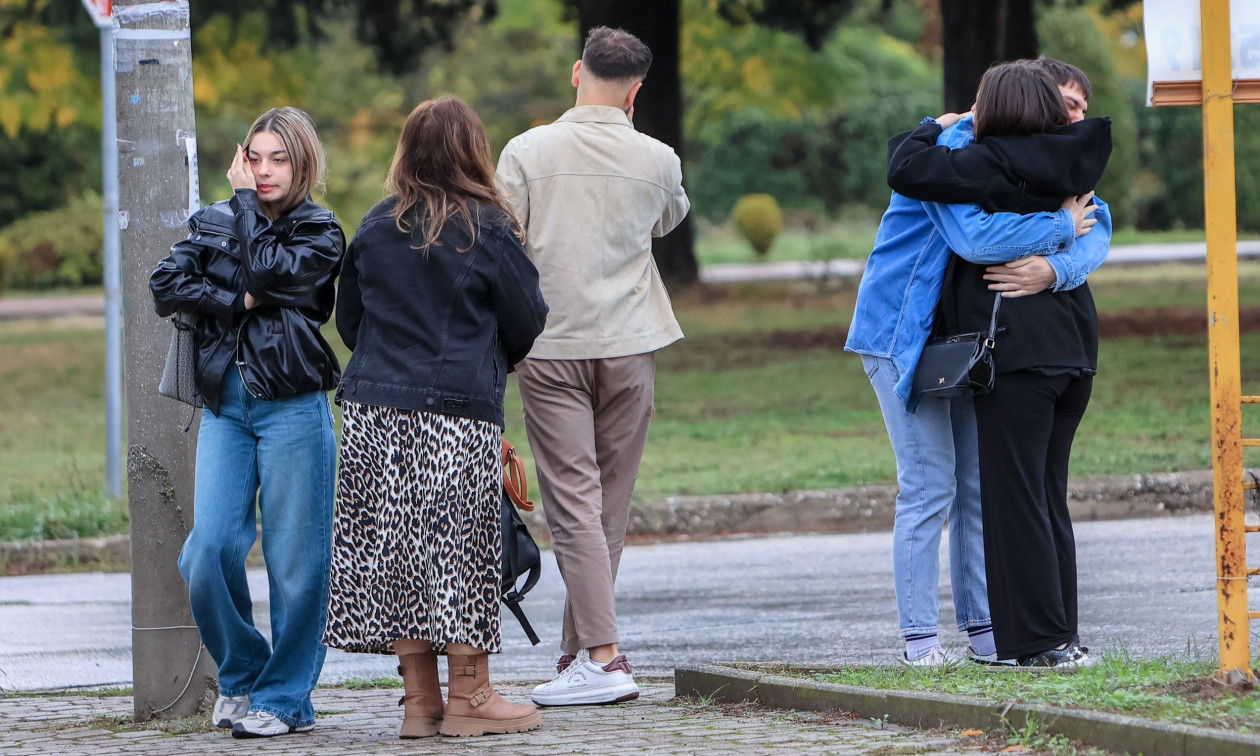 ΛΑΡΙΣΑ - Δίκη Τέμπη: «Και τώρα θαύμα είναι που σας μιλάω» κατέθεσε επιζώσα που έμεινε 30 μέρες σε κώμα ΛΑΡΙΣΑ - Δίκη Τέμπη: «Και τώρα θαύμα είναι που σας μιλάω» κατέθεσε επιζώσα που έμεινε 30 μέρες σε κώμα