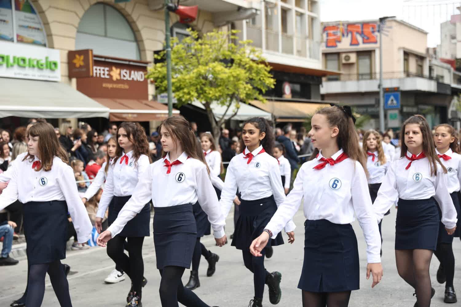 ΘΕΣΣΑΛΙΑ - 28η Οκτωβρίου: Κανονικά οι παρελάσεις σε Λάρισα, Τρίκαλα και Καρδίτσα – Ματαιώνονται σε Μαγνησία και Σποράδες ΘΕΣΣΑΛΙΑ - 28η Οκτωβρίου: Κανονικά οι παρελάσεις σε Λάρισα, Τρίκαλα και Καρδίτσα – Ματαιώνονται σε Μαγνησία και Σποράδες