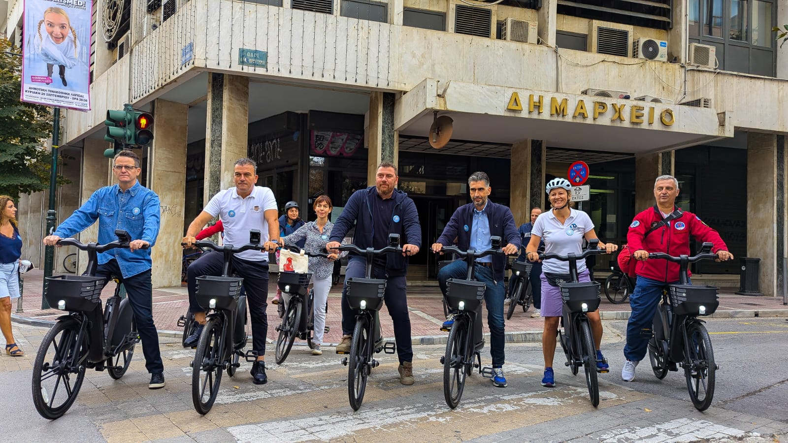 Ξενάγηση με ποδήλατο σε μνημεία και τοπόσημα της Λάρισας (ΦΩΤΟ)