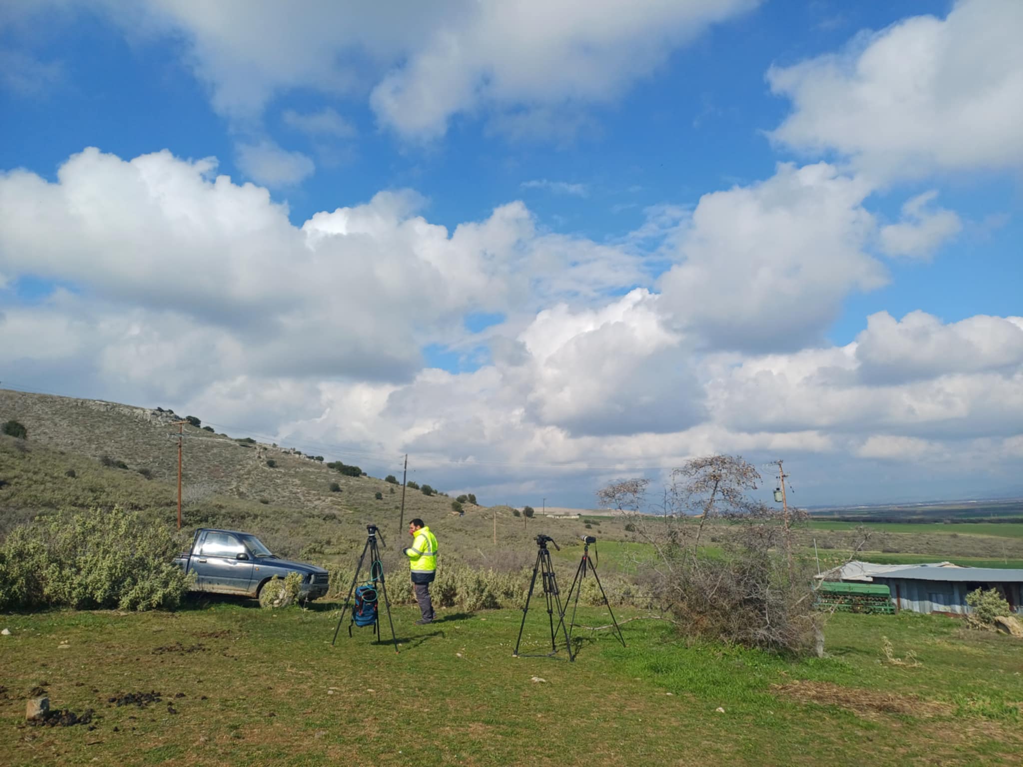 Συναγερμός για πτώμα στην κοίτη του Τιταρήσιου  στην Περαχώρα Τυρνάβου (ΦΩΤΟ)