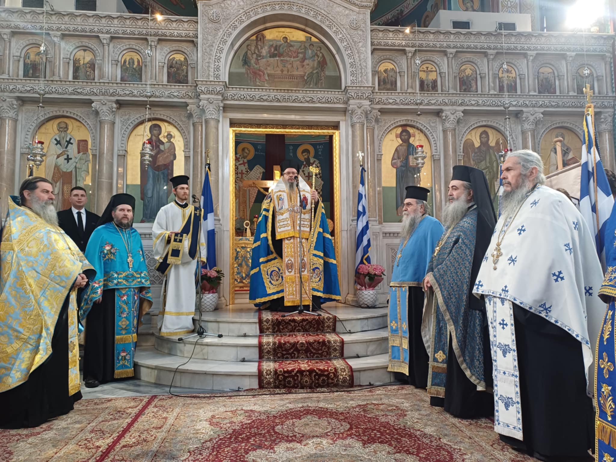 Λαμπρός εορτασμός Ευαγγελισμού και εθνικής επετείου στη Λάρισα- η πανηγυρική θεία δοξολογία (ΦΩΤΟ+video)