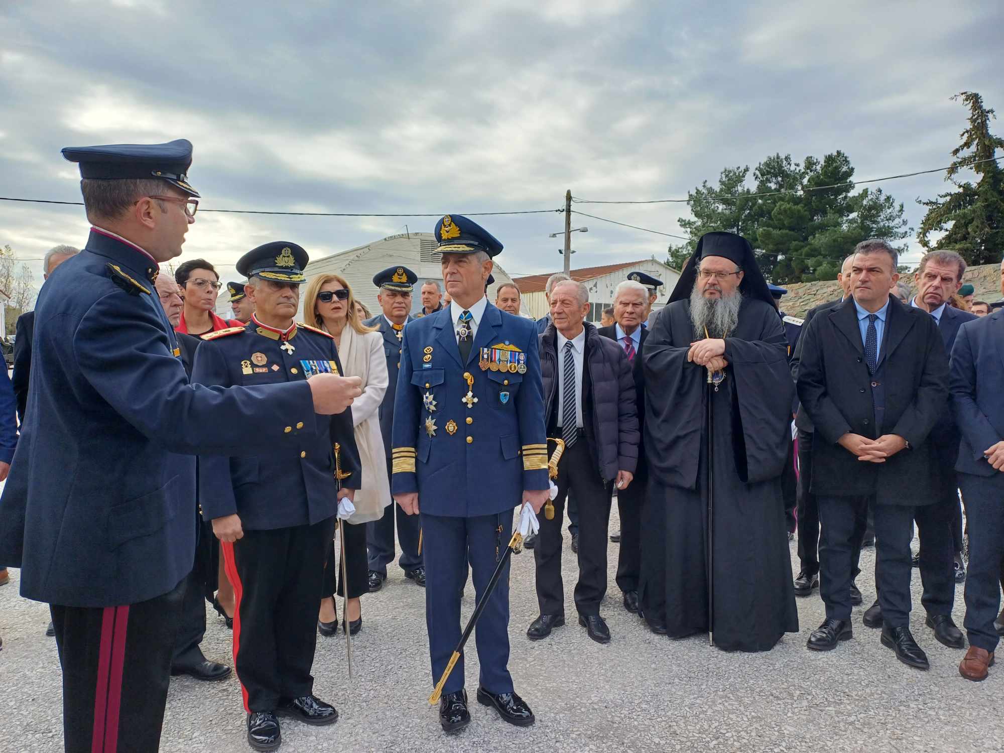 Λαμπρός ο επορτασμός της προστάτιδας του Πυροβολικού Αγίας Βαρβάρας στη Λάρισα (ΦΩΤΟ+video)