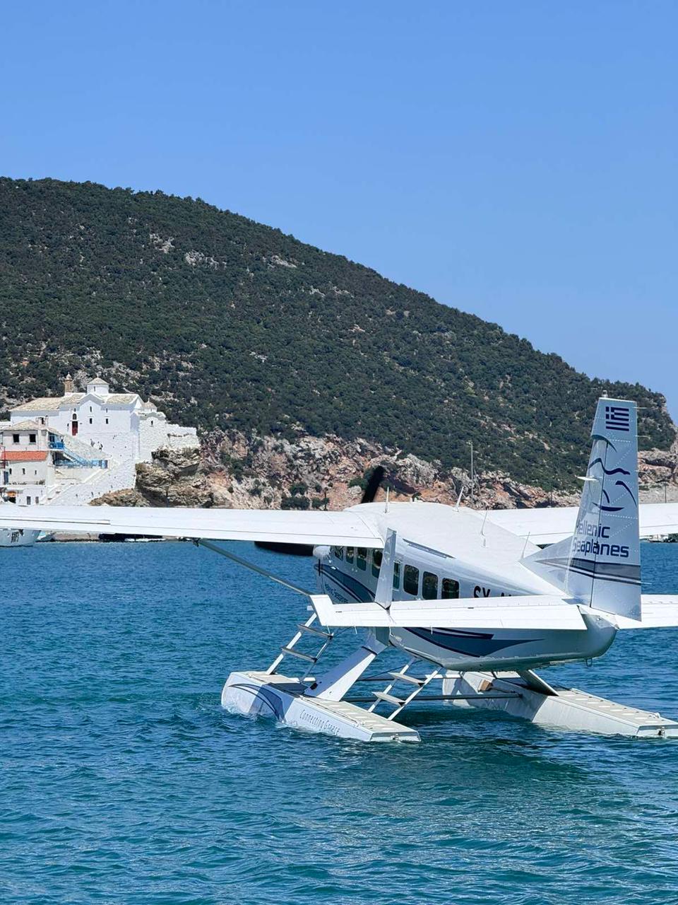 Υδροπλάνα πάνω από τις Σποράδες και τη Σκύρο για τις παρθενικές τους πτήσεις!