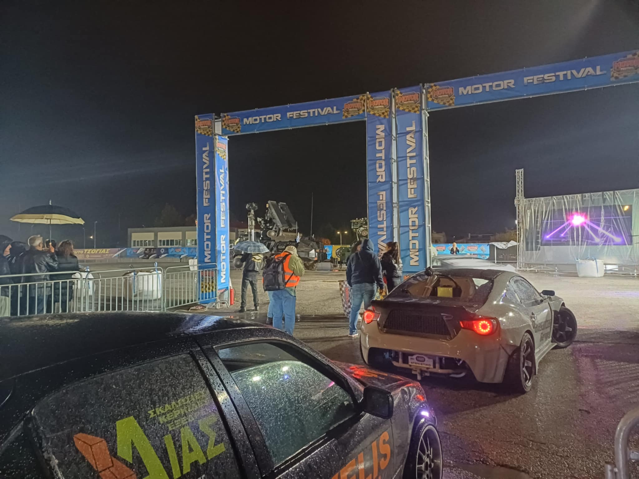 Εντυπωσιάζει το Motor Festival Λάρισα που άνοιξε το απόγευμα τις πύλες του (ΦΩΤΟ)