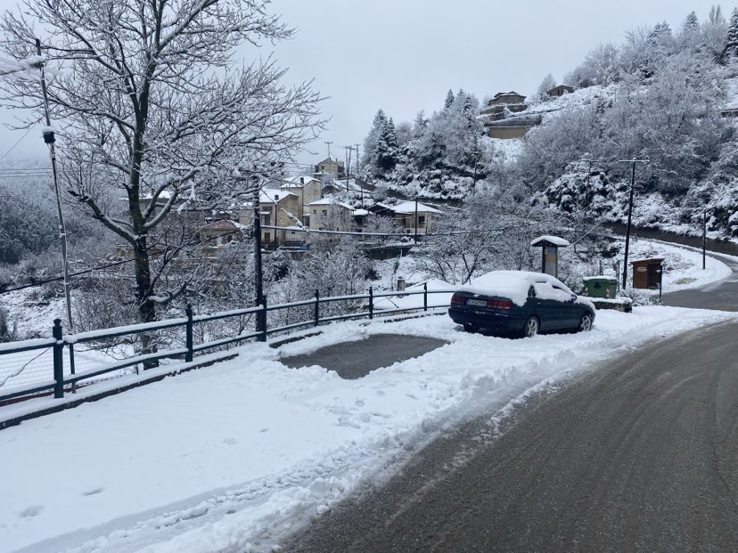 Όμορφες εικόνες σε λευκό φόντο πάνω από τη Λίμνη Πλαστήρα στη Φυλακτή (ΦΩΤΟ)