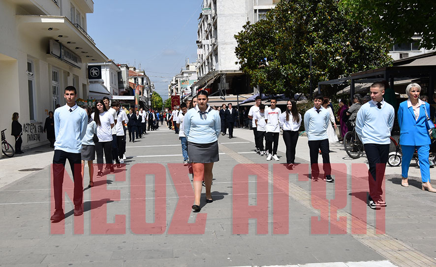 Η Καρδίτσα τίμησε τον πολιούχο της Αγιο Σεραφείμ (φωτό+βίντεο)