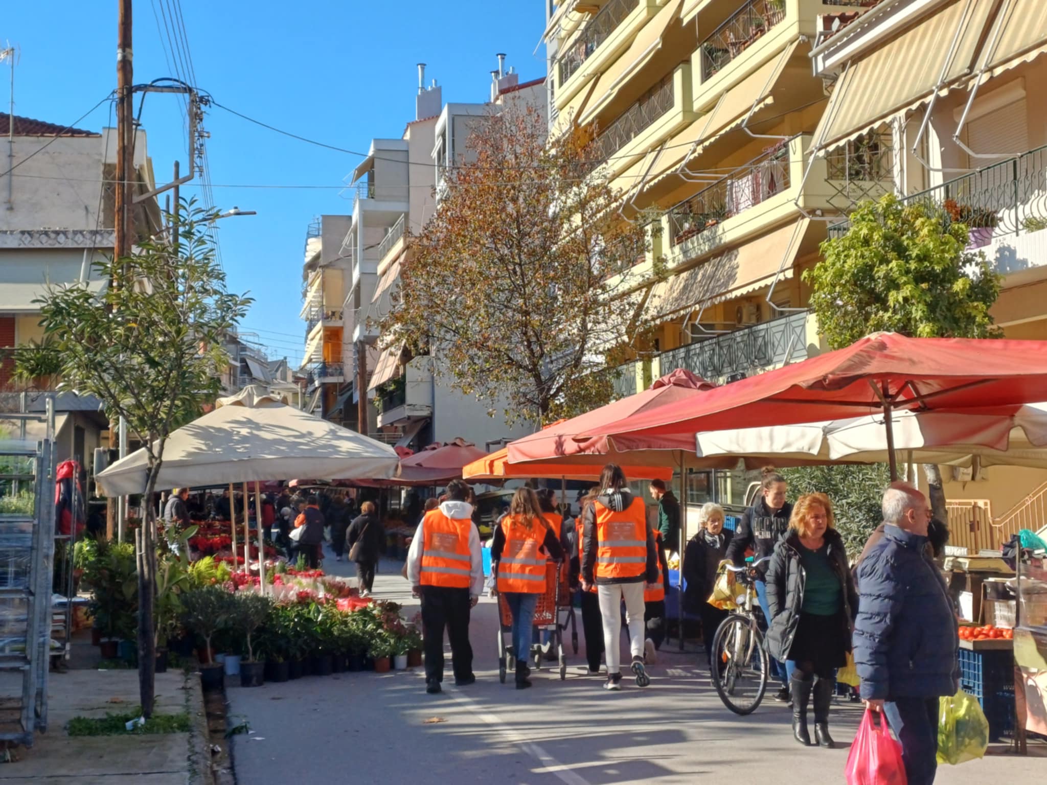 Δράση του Δήμου Λαρισαίων και του «Μπορούμε» για την παιδική παχυσαρκία στη Λαϊκή της οδού Αγιάς (ΦΩΤΟ)