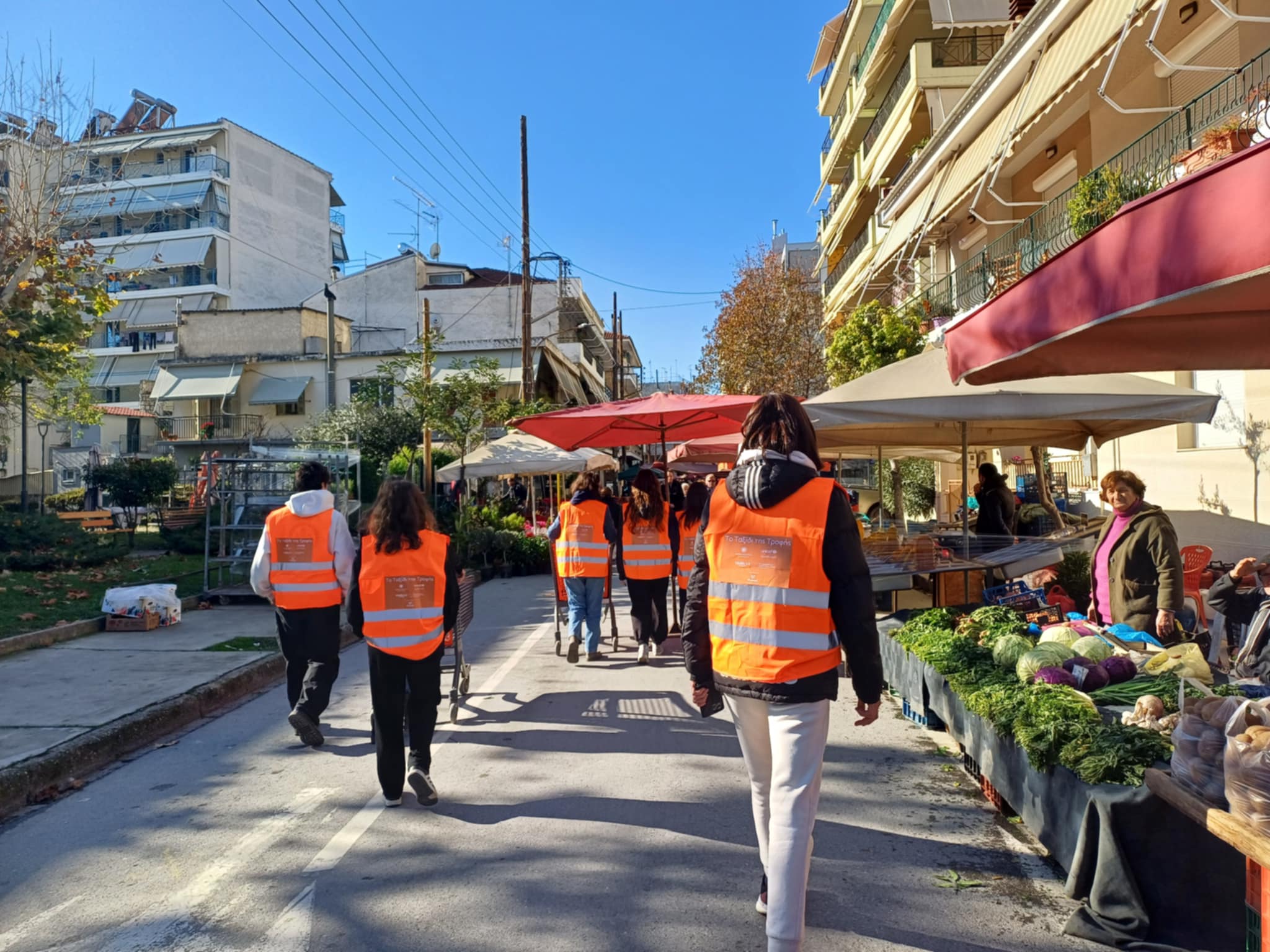 Δράση του Δήμου Λαρισαίων και του «Μπορούμε» για την παιδική παχυσαρκία στη Λαϊκή της οδού Αγιάς (ΦΩΤΟ)