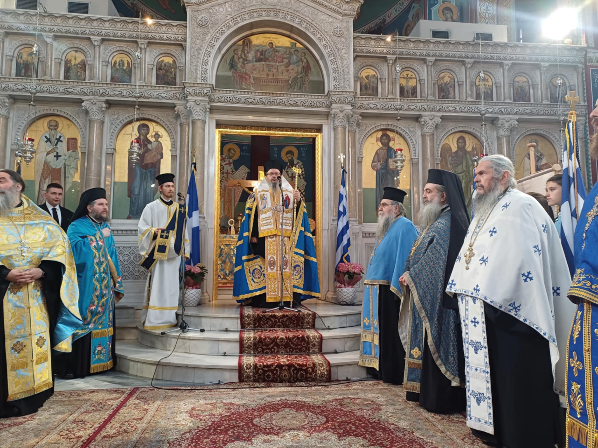 Λαμπρός εορτασμός Ευαγγελισμού και εθνικής επετείου στη Λάρισα- η πανηγυρική θεία δοξολογία (ΦΩΤΟ)