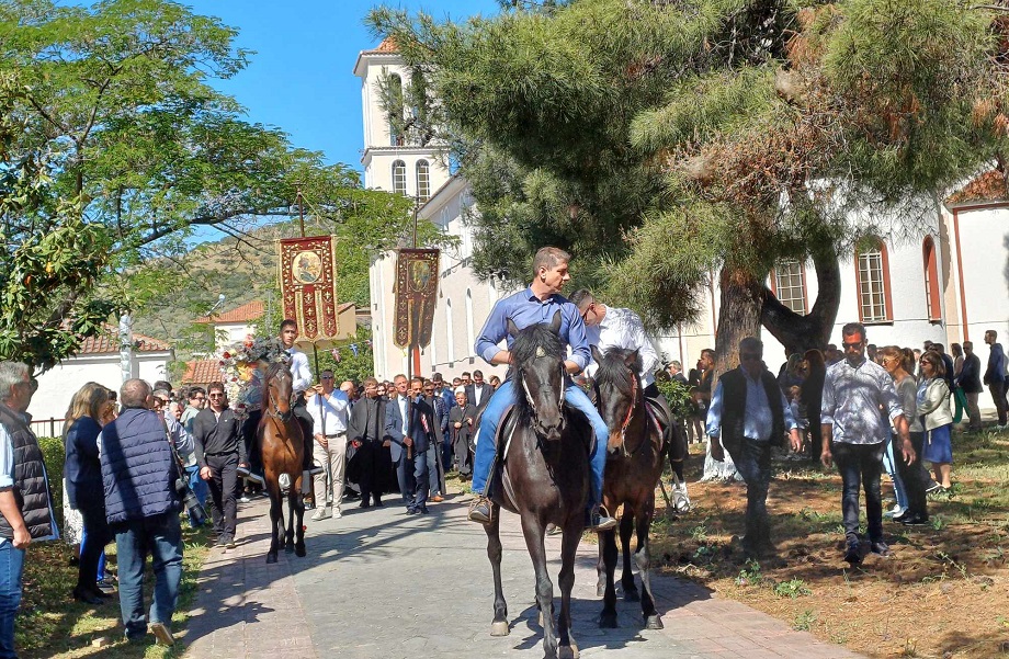 Καβάλα παν στην εκκλησιά, καβάλα προσκυνάνε... στους Γόννους ανήμερα του Αη Γιώργη (ΦΩΤΟ)