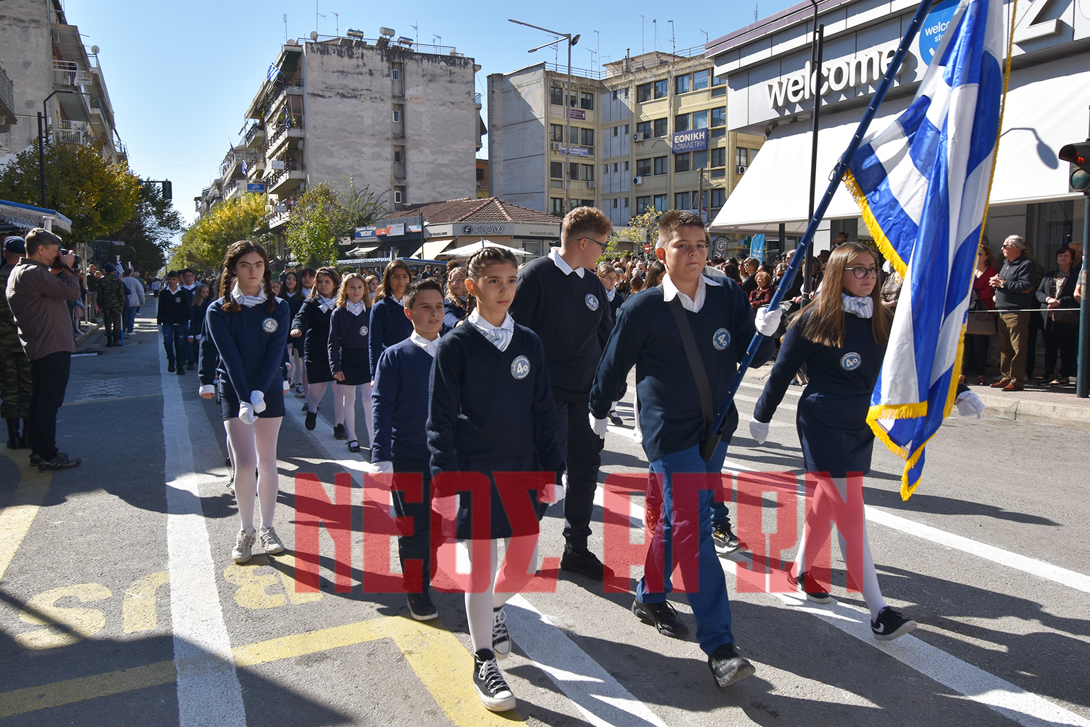 Συγκίνηση και περηφάνια στην παρέλαση της Καρδίτσας για 28η Οκτωβρίου (φωτο - βίντεο)