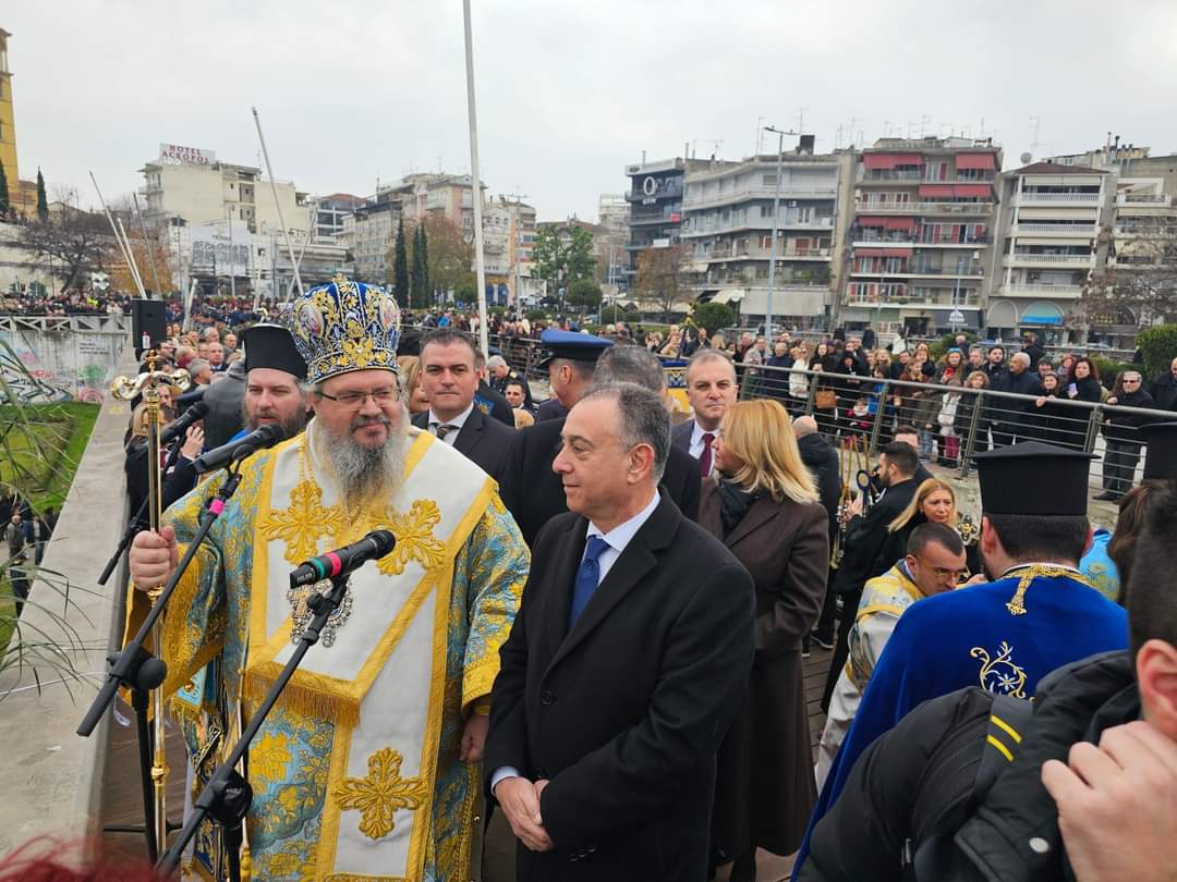 Κέλλας: Το φως των Θεοφανίων, μήνυμα ελπίδας και προόδου