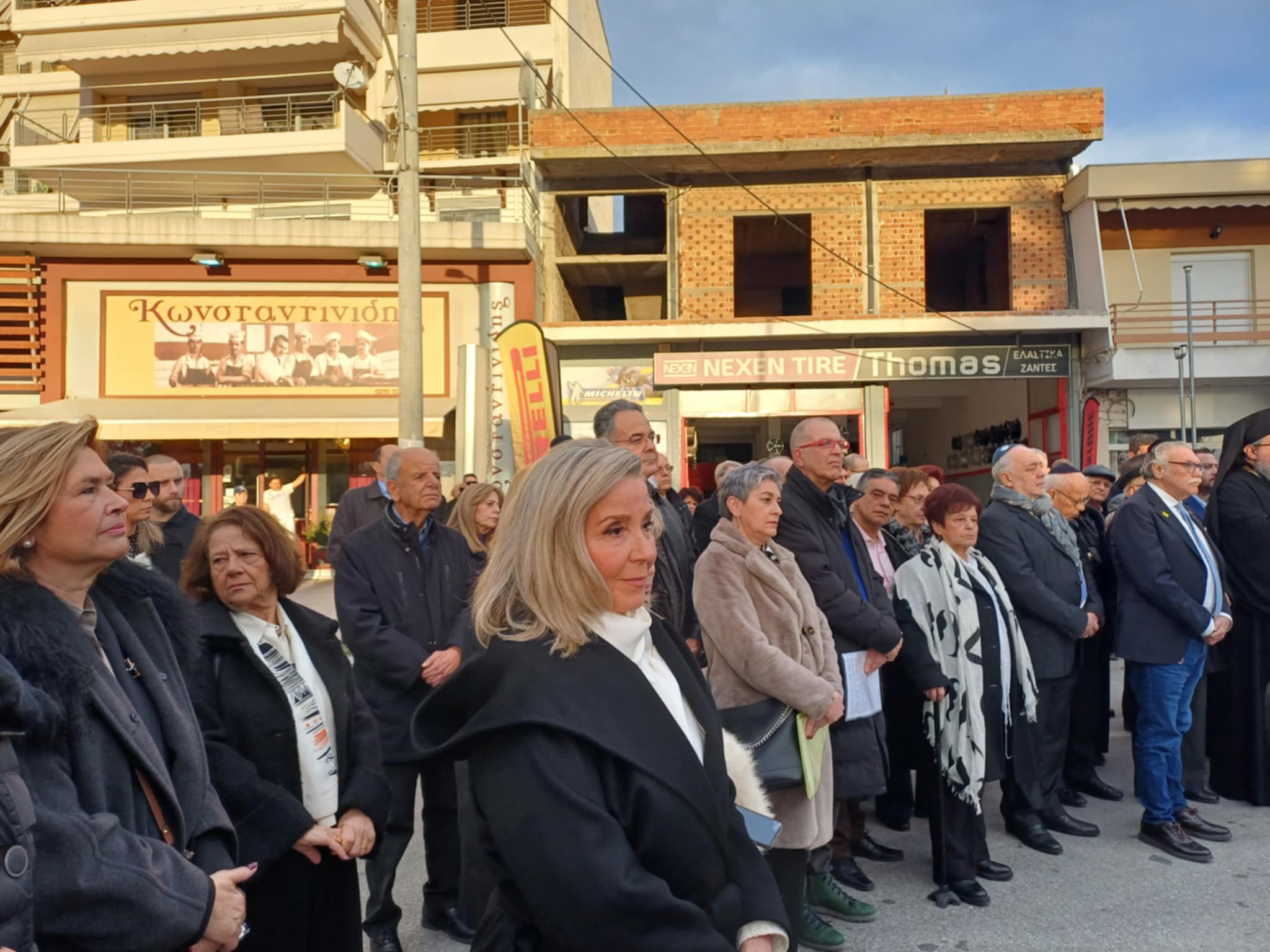 Αποκαλυπτήρια αναθηματικής πλάκας στο Στρατόπεδο Μπουγά, στη μνήμη των 2.650 Εβραίων (ΦΩΤΟ)