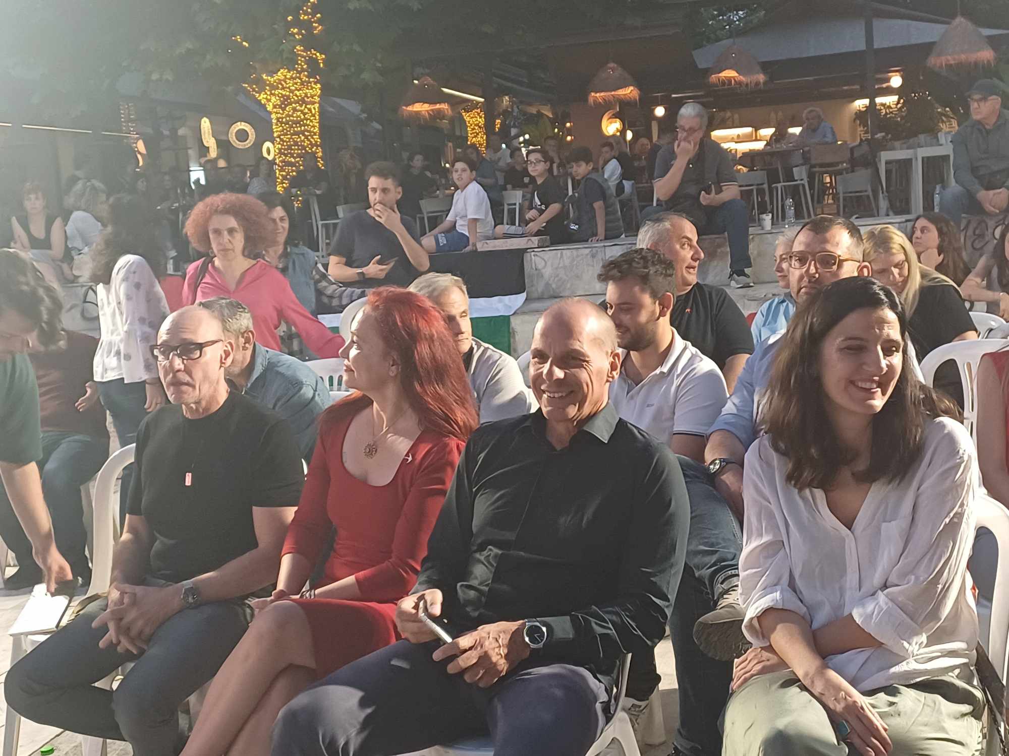 Στη Λάρισα ο Γιάνης Βαρουφάκης και τέσσερις ακόμα υποψήφιοι του ΜέΡΑ25 (ΦΩΤΟ)