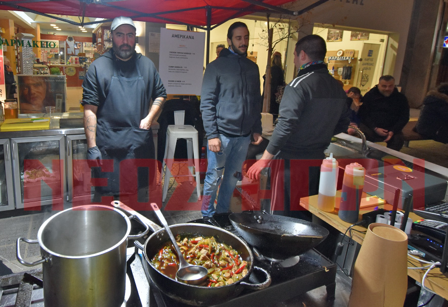 Καρδίτσα-Street Food Festival: Οι Γεύσεις του Κόσμου στην οδό Χαρίτου (φωτο)